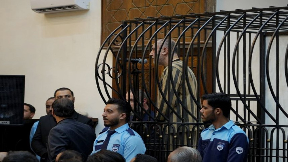 اتهام عاطف نجيب بجرائم حرب في درعا