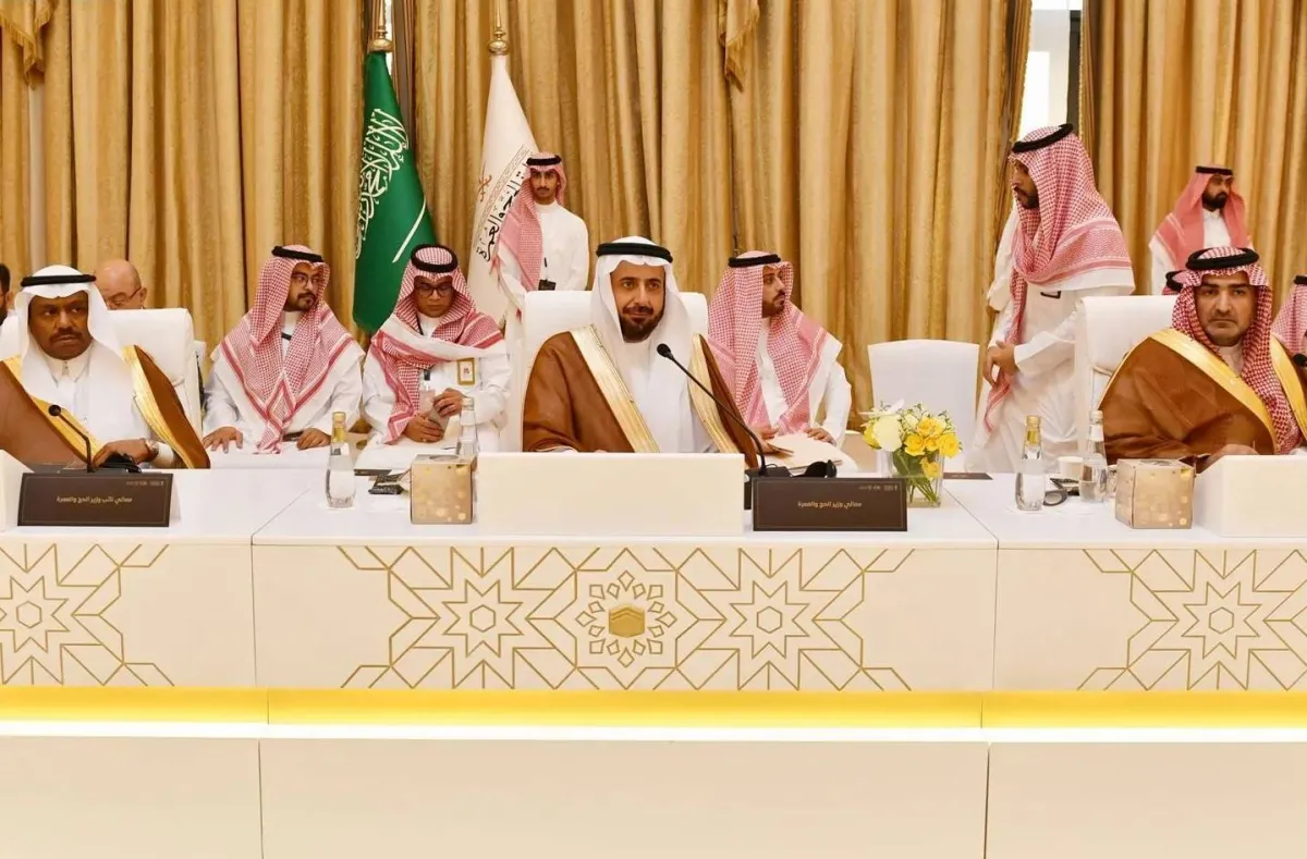 وزير الحج يشدد على مسؤولية مشتركة لنجاح موسم الحج
