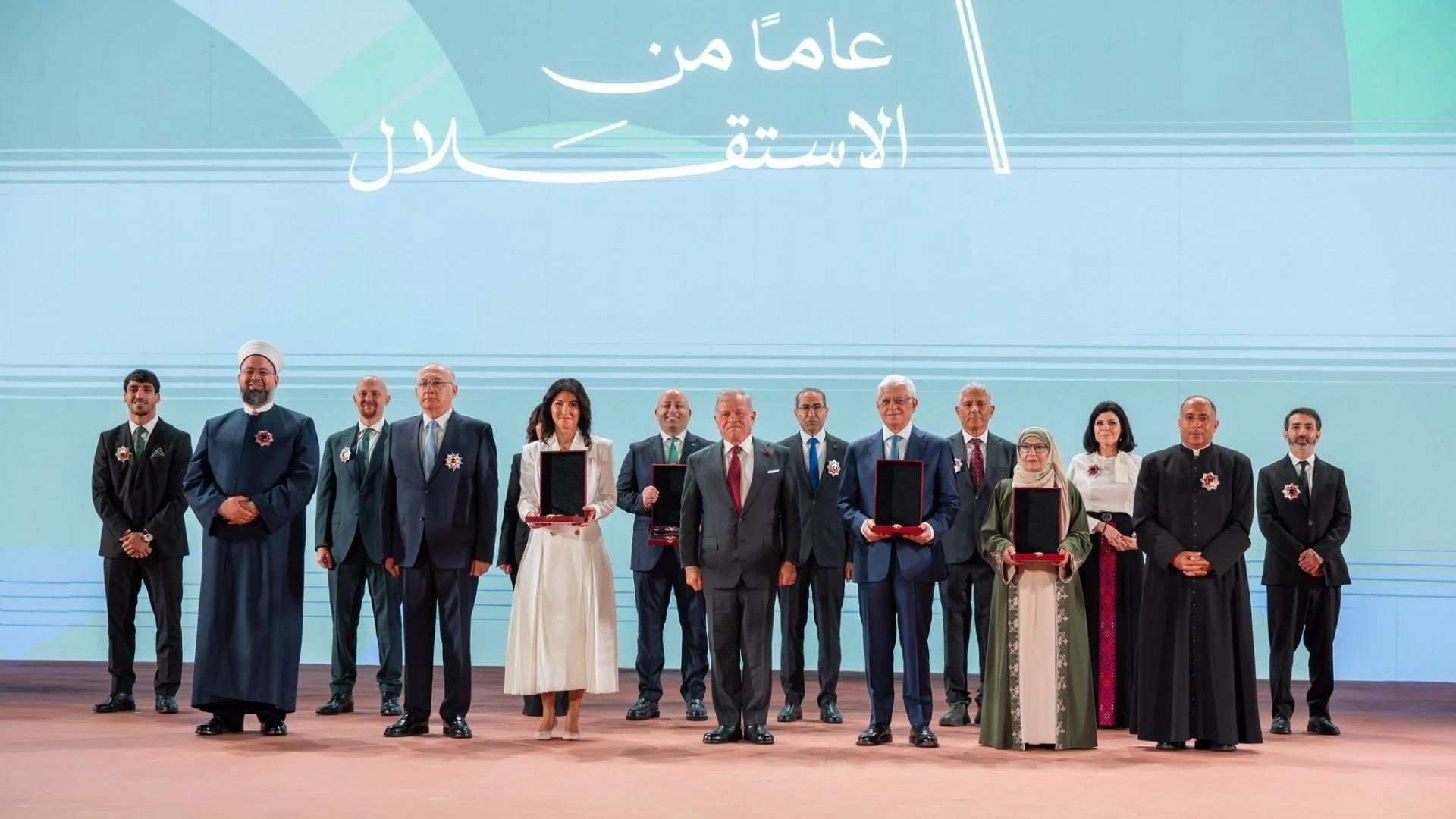 الأردن يكرم المبدعين في عيد الاستقلال بأوسمة ملكية
