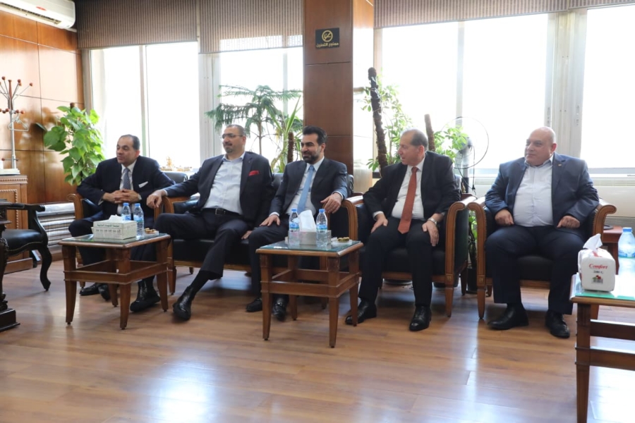 السوريون يستقبلون الأخوين الجازي