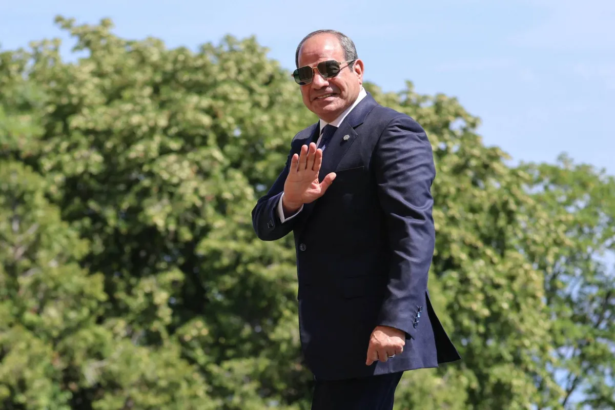السيسي يطالب اسرائيل بوقف التوسع في قطاع غزة