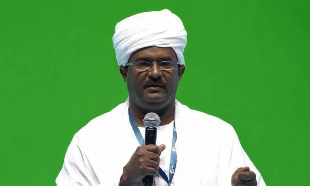 المستشار السياسي لحميدتي يعلن انشقاقه عن قوات الدعم السريع