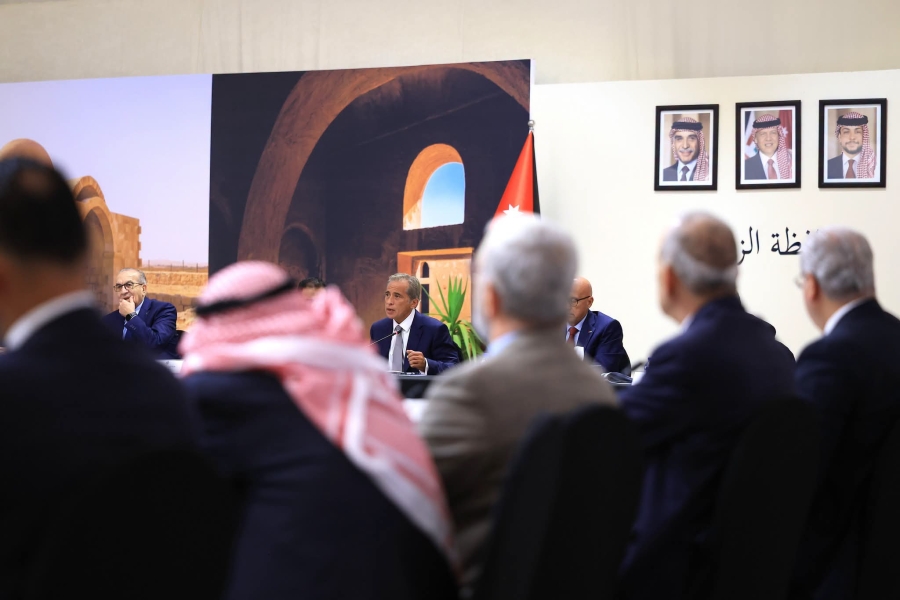 كالمعتاد ...مؤتمر صحفي بعد زيارة الزرقاء