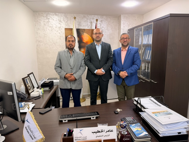 اجتماع هام بين شركة اسمنت القطرانة والنقابة العامة للعاملين بالمناجم والتعدين والاسمنت الأردنية