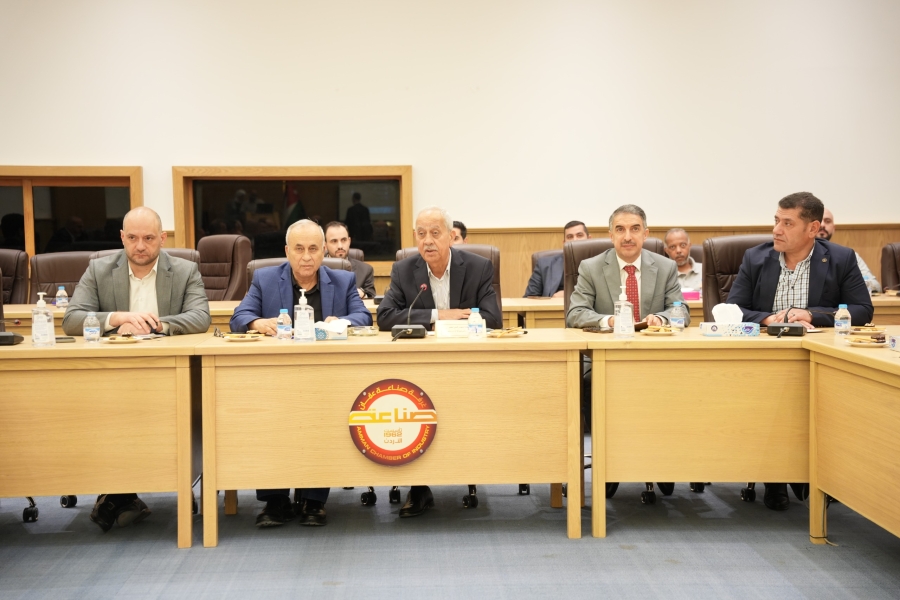 الجغبير: لقاءات دورية مع المسؤولين لحل القضايا التي تواجه الصناعيين