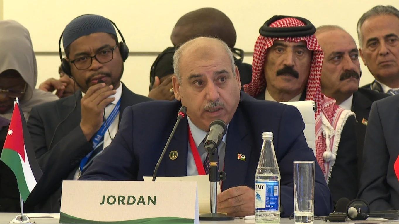 رئيس مجلس النواب يؤكد ضرورة الالتزام بمبادئ حسن الجوار لتعزيز استقرار المنطقة