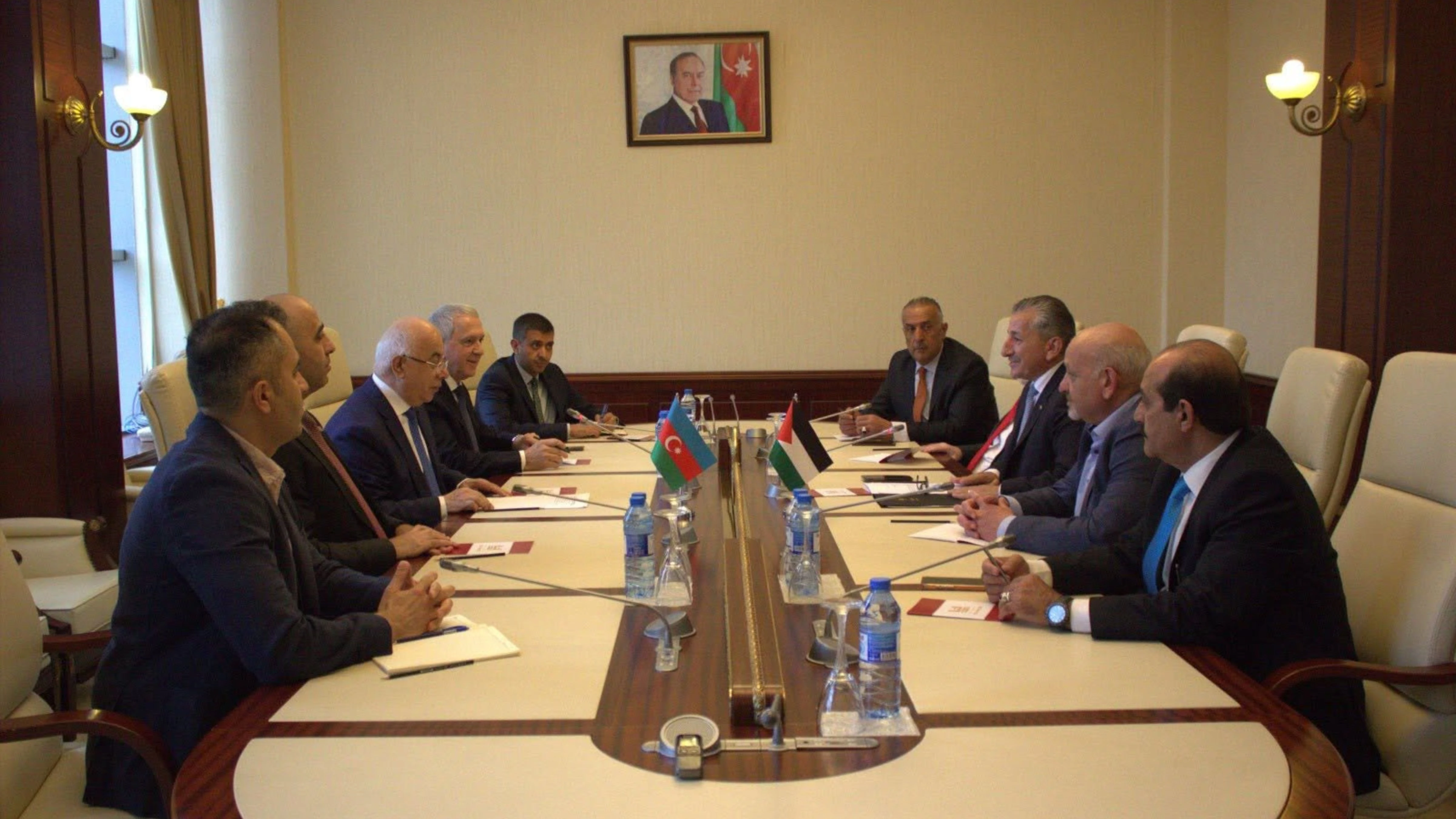 تعزيز التعاون البرلماني بين الاردن واذربيجان ومقترح باعلان عام للصداقة