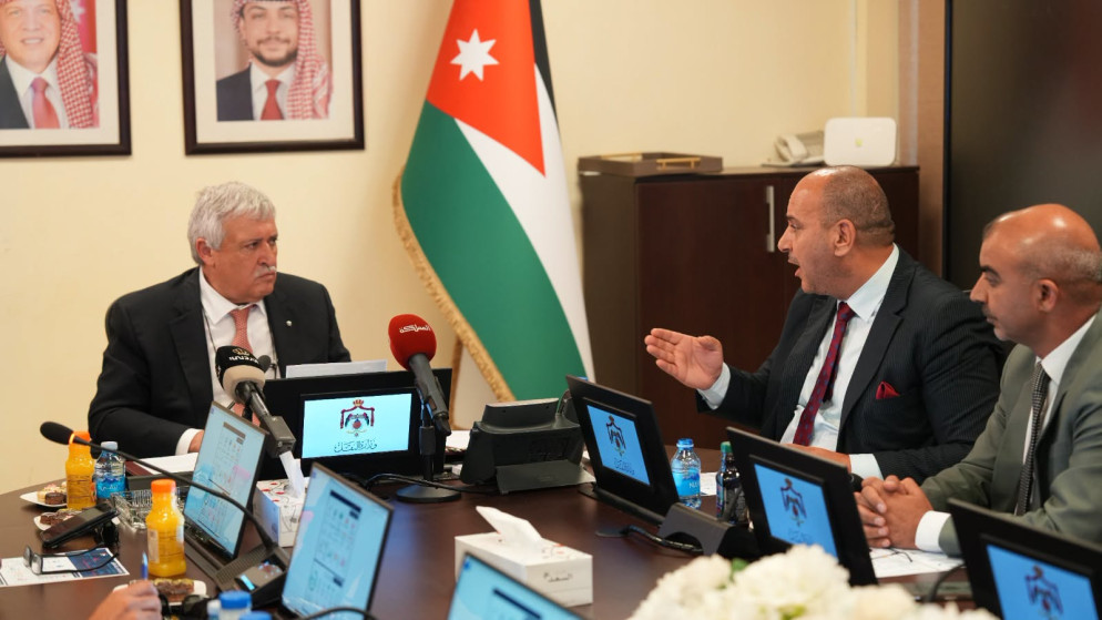 وزير النقل يعلن موعد بدء المرحلة الثانية من مشروع النقل المنتظم بين المحافظات