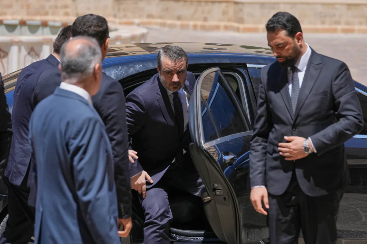 وزير الخارجية السوري في بيروت لتبديد المخاوف من تدخل عسكري
