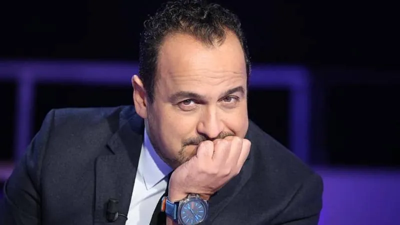 باريس تكثف تحركاتها لدعم الصحفي مراد الزغيدي المعتقل في تونس