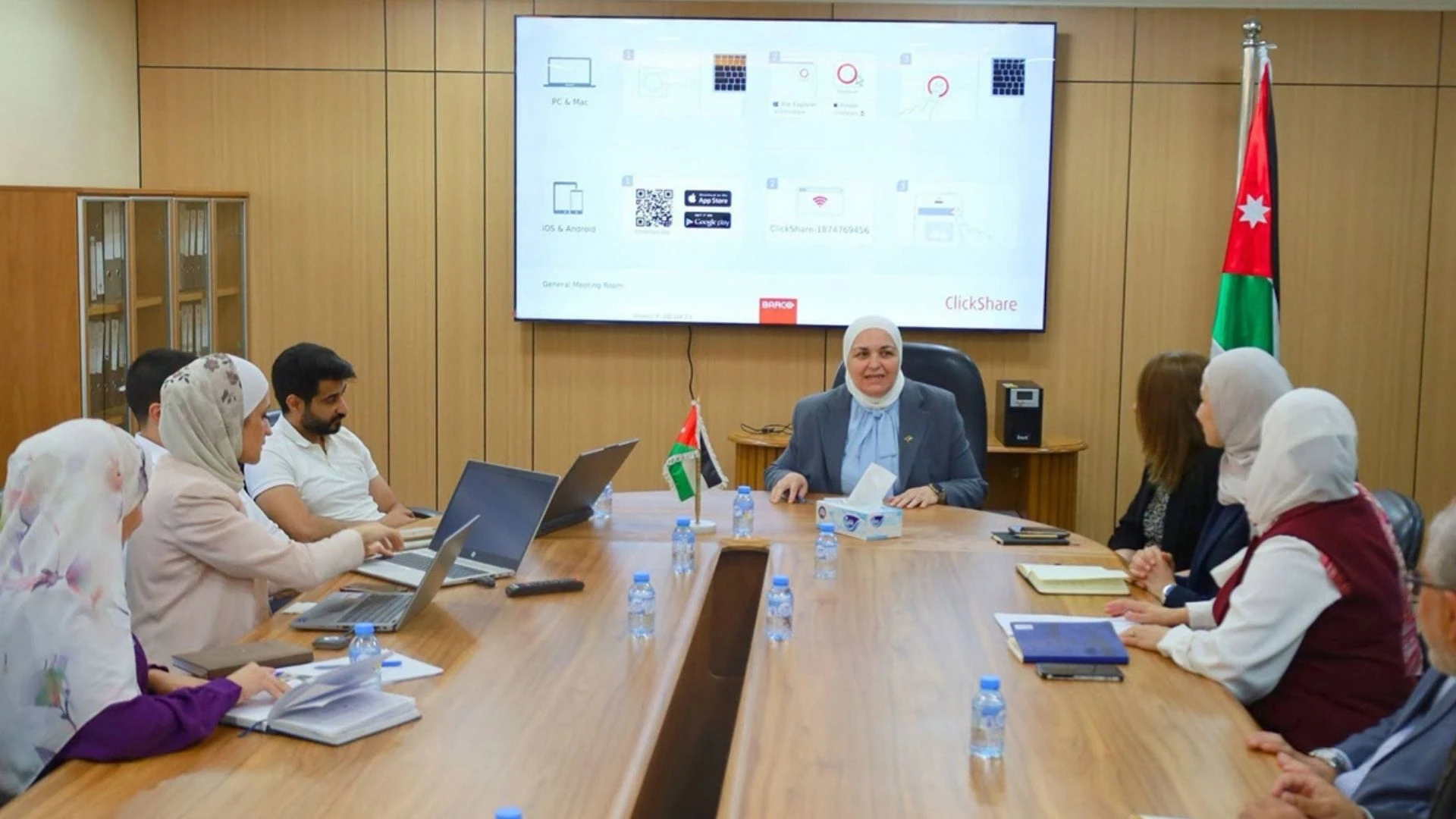 وزارة الطاقة تستعرض تطورات مشروع المبنى الاخضر لتعزيز كفاءة الطاقة