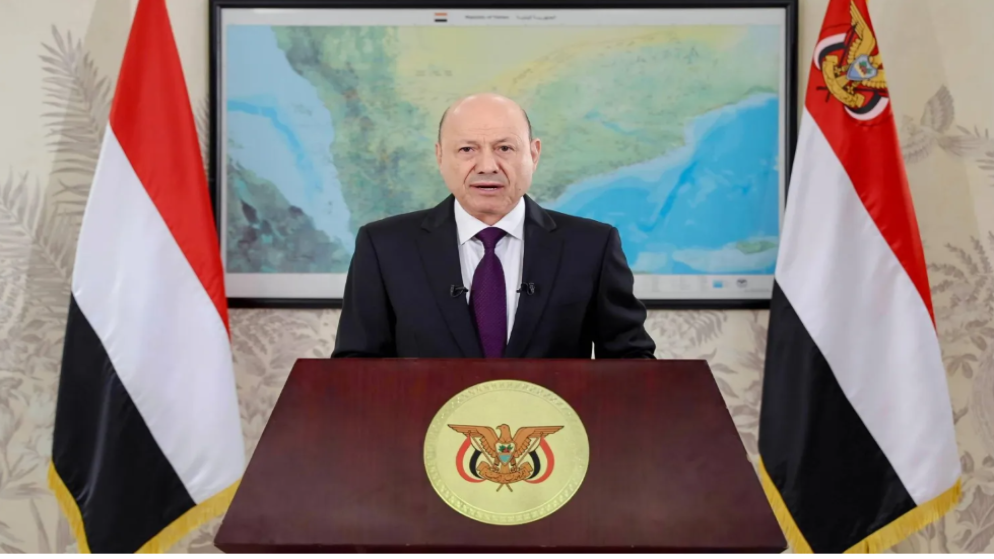 رئيس مجلس القيادة اليمني يؤكد عدم السعي لتوسيع المواجهة مع الحوثيين