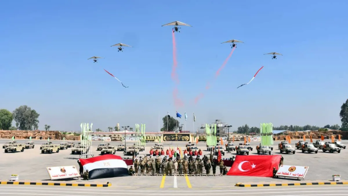 تعاون عسكري استراتيجي بين مصر وتركيا في ظل توترات اقليمية متصاعدة