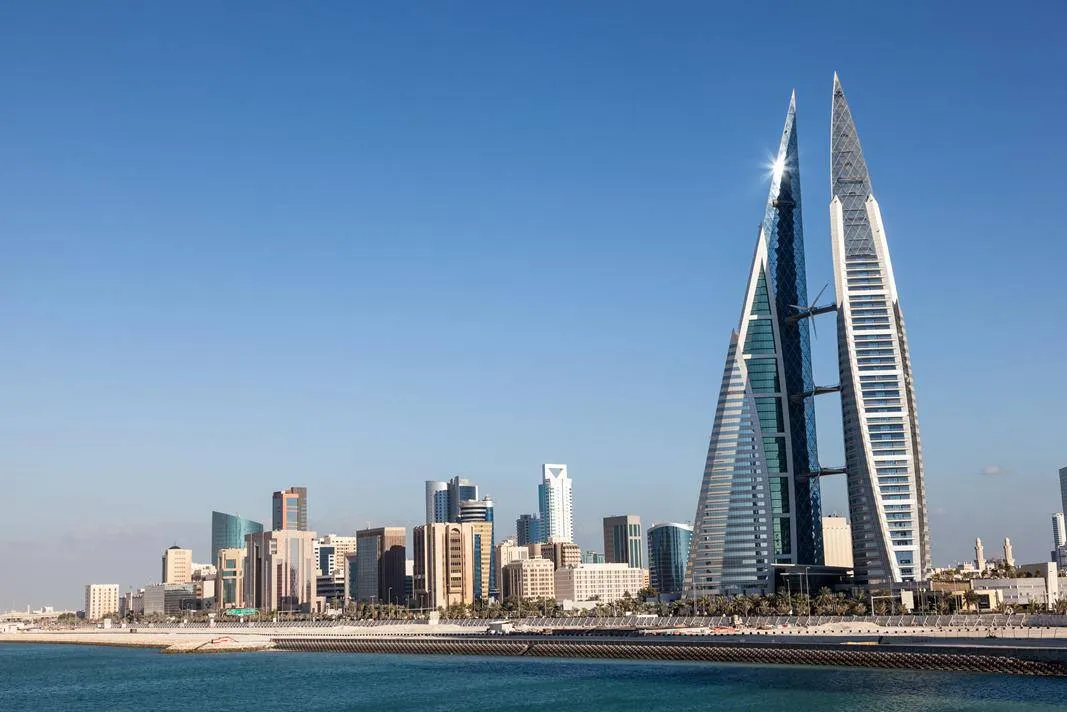 هجمات ايرانية تستهدف مواقع عسكرية في البحرين والكويت والاردن