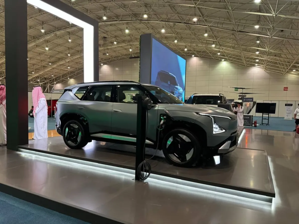 السعودية وجهة عالمية للاستثمار في المركبات الكهربائية والبطاريات