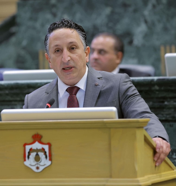 بيان صادر عن حزب العمل والمتعلق بمواد مشروع قانون الملكية العقارية المعروض على الدورة الاستثنائية