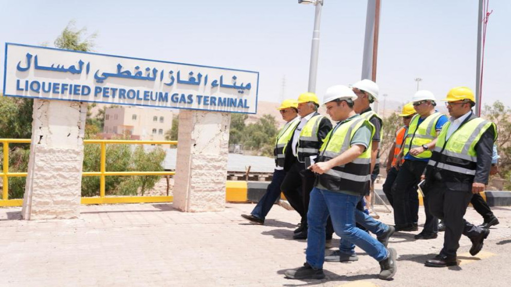 القطامين يشدد على تطوير منظومة الموانئ لتعزيز مكانة العقبة اللوجستية