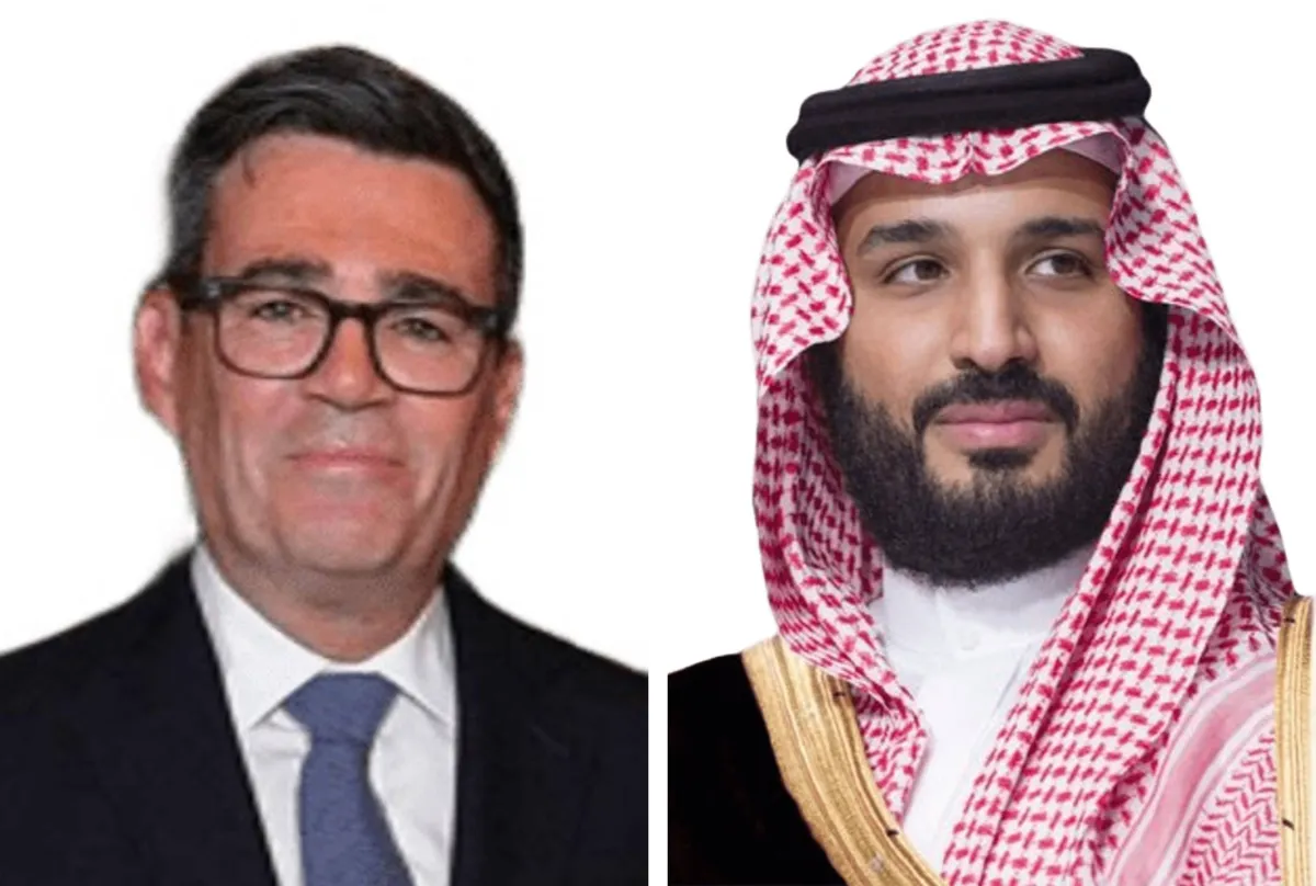 محمد بن سلمان يبحث مع رئيس وزراء بريطانيا ملفات اقليمية ودولية