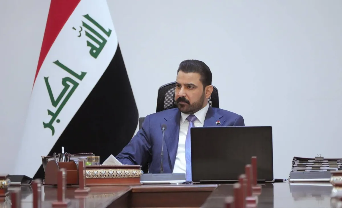 العراق يفتح تحقيقا في هجمات المسيرات التي استهدفت السعودية