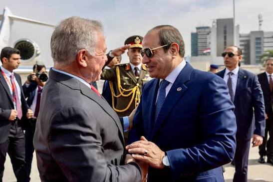الملك يتلقى اتصالاً من الرئيس السيسي