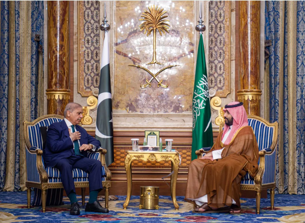 زيارة رسمية لرئيس الوزراء الباكستاني وقائد الجيش الى السعودية