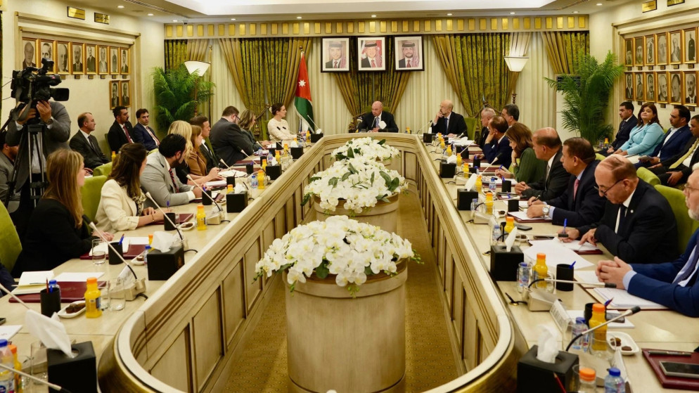 الفايز يطالب واشنطن بضغوط عملية على اسرائيل لوقف سياساتها التوسعية