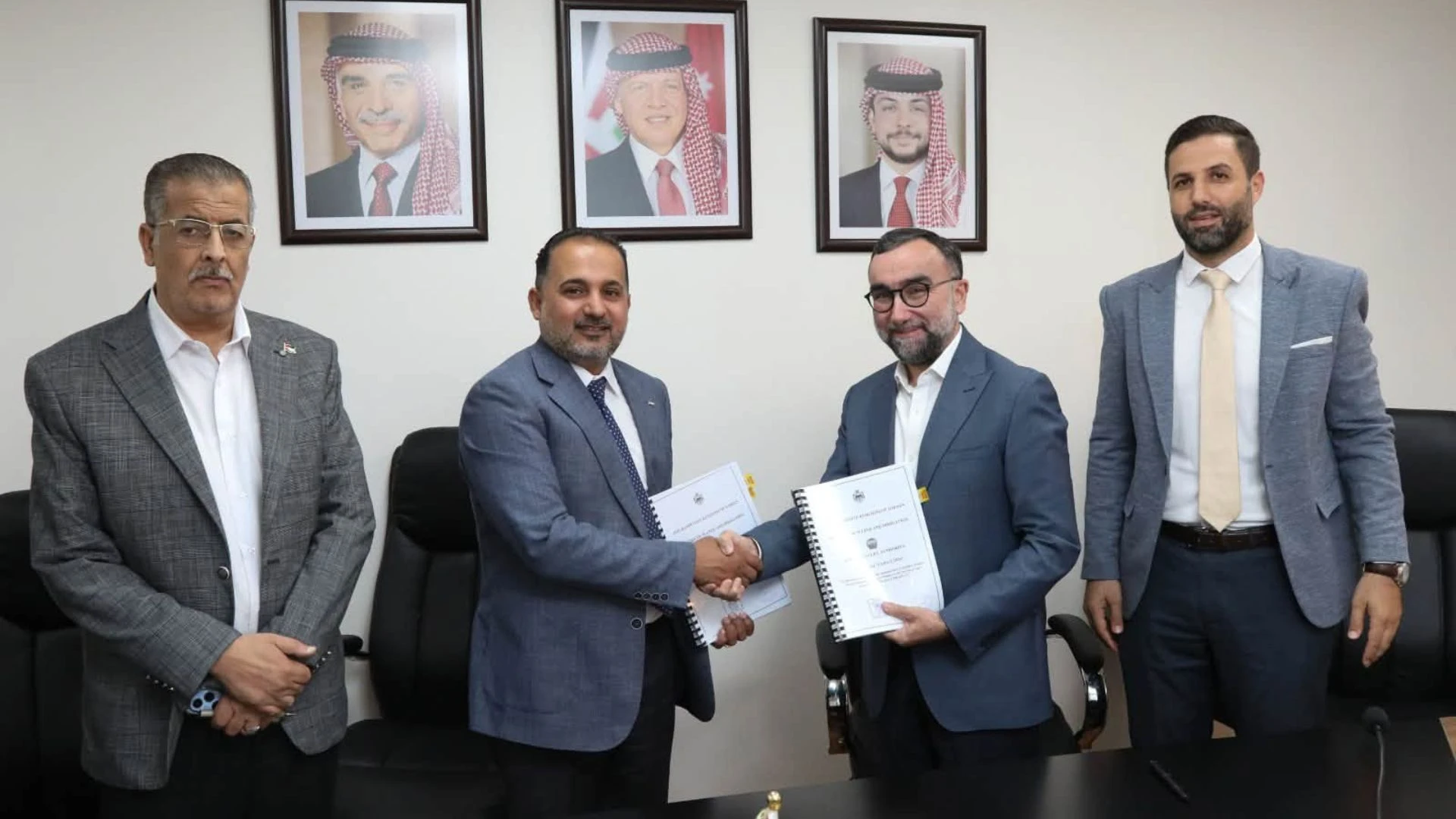 سلطة وادي الاردن توقع اتفاقية لتطوير مصادر المياه الزراعية في الاغوار الجنوبية