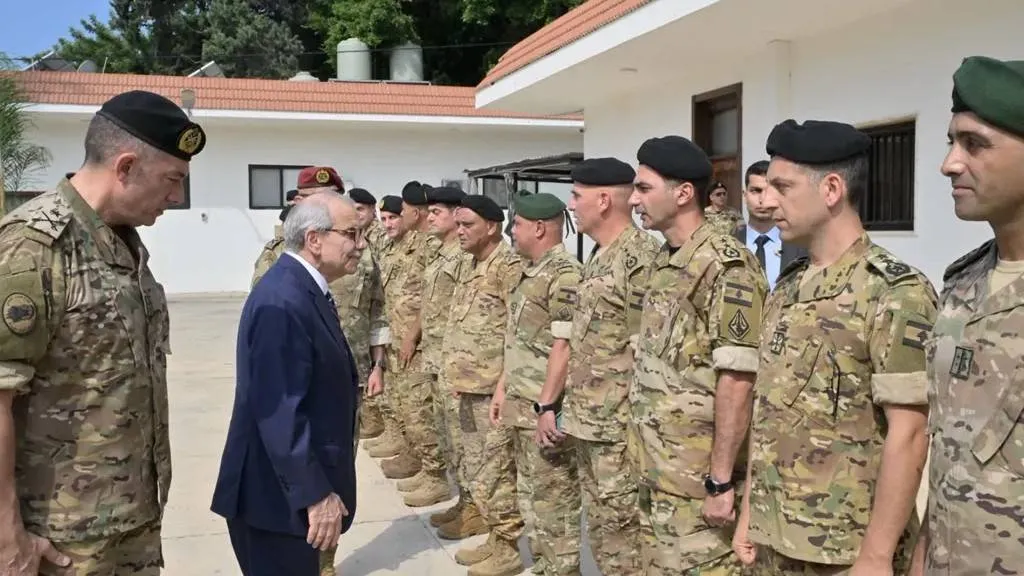 رئيس الحكومة اللبنانية يؤكد ان انتشار الجيش في الجنوب تجسيد لسيادة الدولة