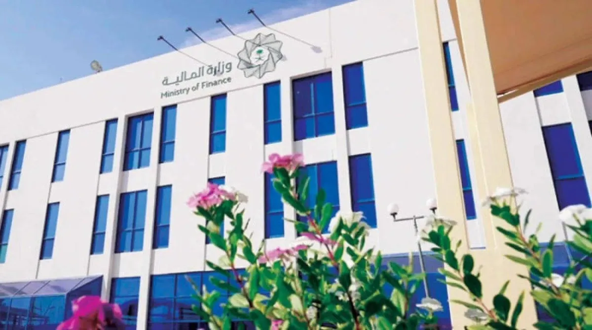 السعودية وفرنسا توقعان اتفاقية ائتمانية بـ 5 مليارات دولار لدعم المشاريع المشتركة