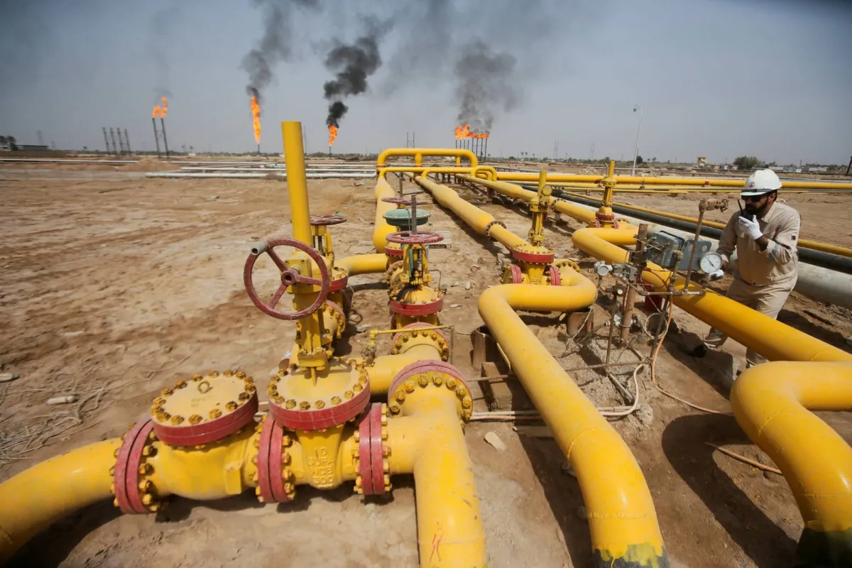 العراق وقطر يطرحان شحنات نفط خام عبر مناقصات نادرة داخل مضيق هرمز