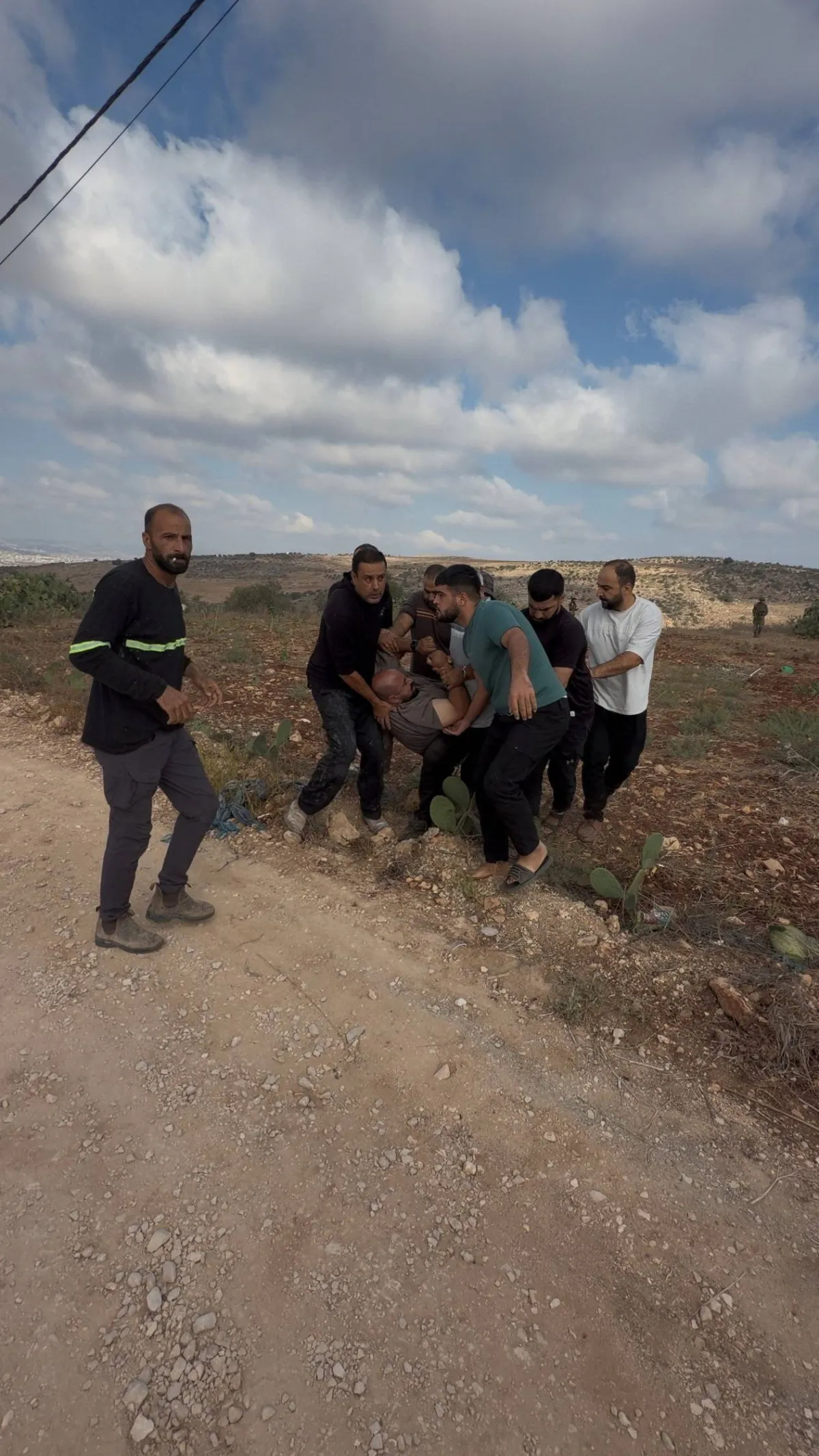 اصابة فلسطيني برصاص الجيش الاسرائيلي خلال مواجهات في الضفة الغربية