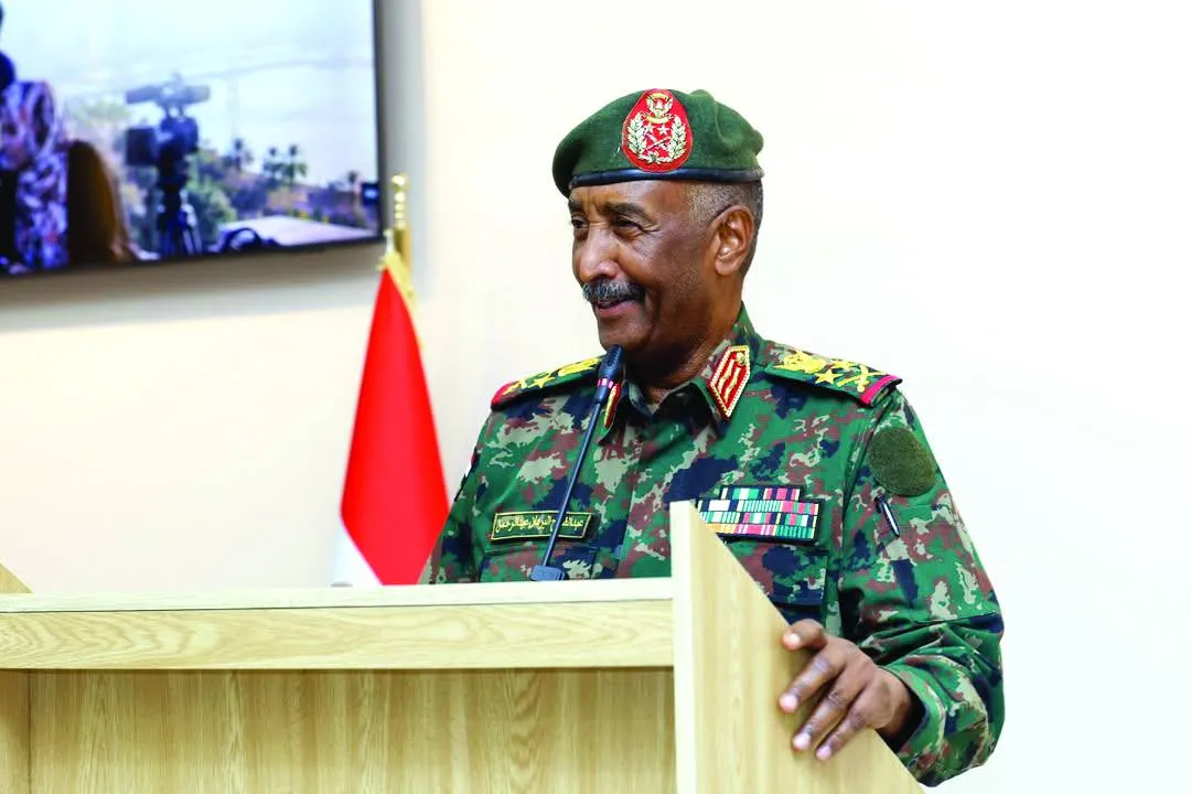 البرهان يدعو واشنطن للتحقيق في مزاعم استخدام اسلحة كيميائية بالسودان
