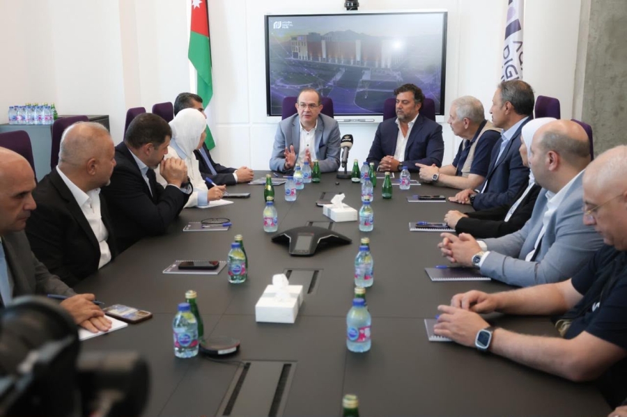 وزير الاقتصاد الرقمي يطلع على مشاريع مدينة العقبة الرقمية