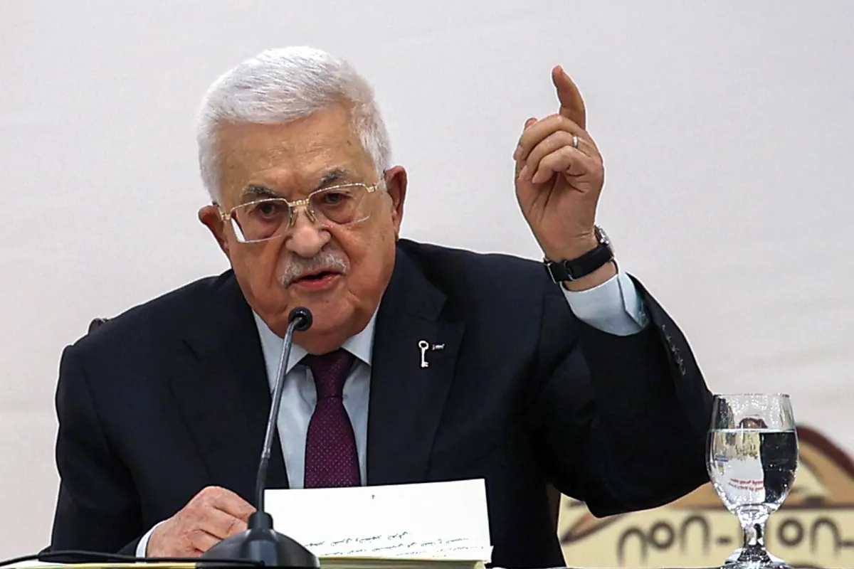 واشنطن تمدد حظر منح التاشيرات لمسؤولي السلطة الفلسطينية