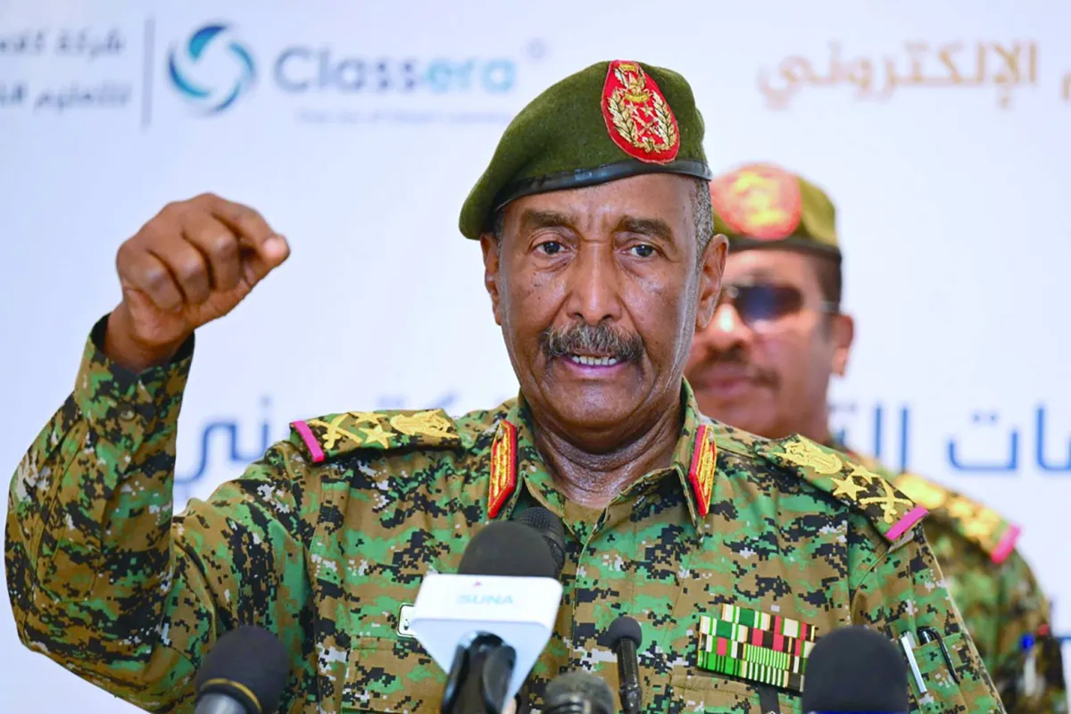 انهيار الجنيه السوداني وتفاقم ازمة السيولة يربكان الاسواق