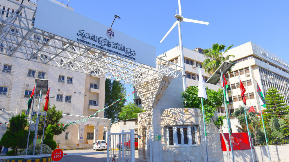 وزارة الطاقة تكشف تفاصيل تزويد لبنان وسوريا بالغاز الطبيعي