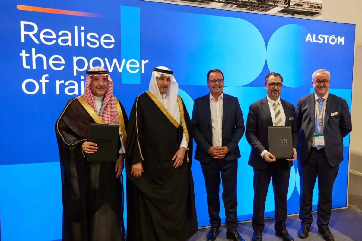 سار السعودية تعزز كفاءة قطار الشمال للشحن بشراكة استراتيجية مع الستوم