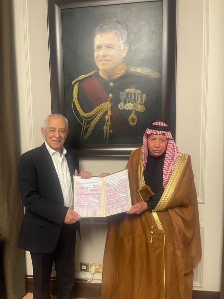 رئيس الديوان الملكي يستقبل شيخ عشيرة البري