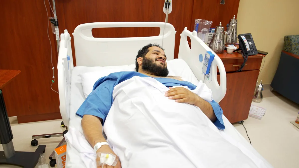 تفاصيل استجابة الكوادر الطبية لإنقاذ مصابي مطار الملك خالد