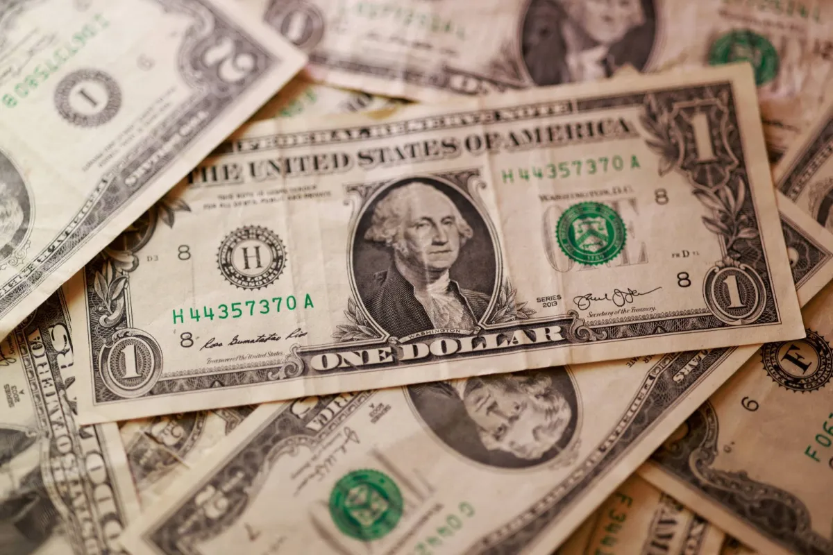 الدولار يترقب قرار الفيدرالي والنيوزيلندي يهبط بمفاجأة سعر الفائدة