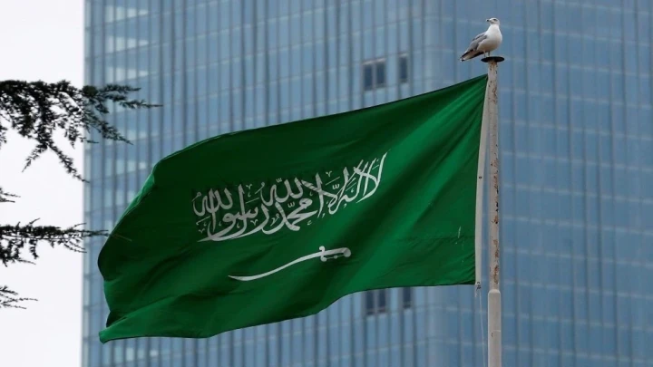 اصابة مواطن سعودي وتضرر ممتلكات اثر اعتراض صاروخين في الرياض